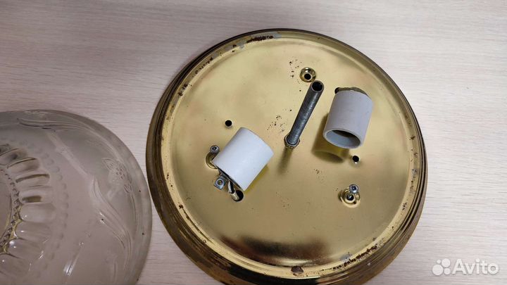 Светильник потолочный