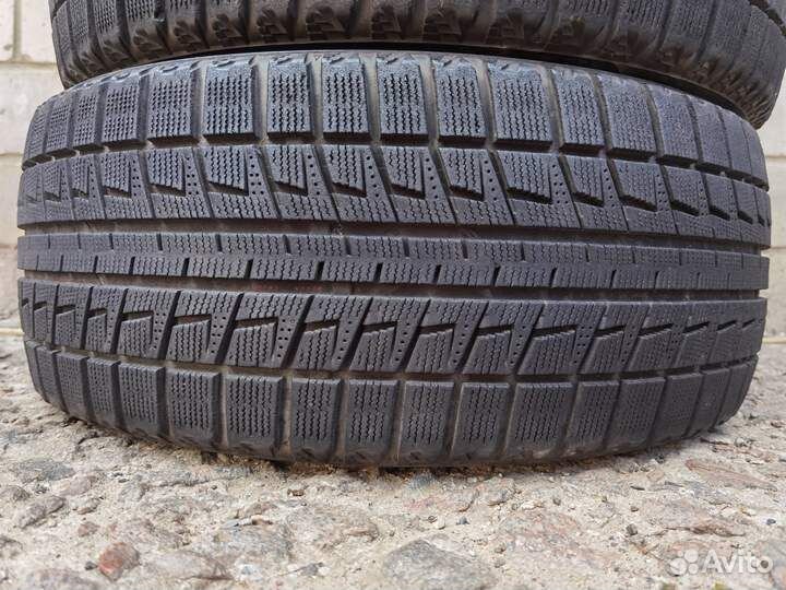 Bridgestone Blizzak Revo2 215/50 R17 99H