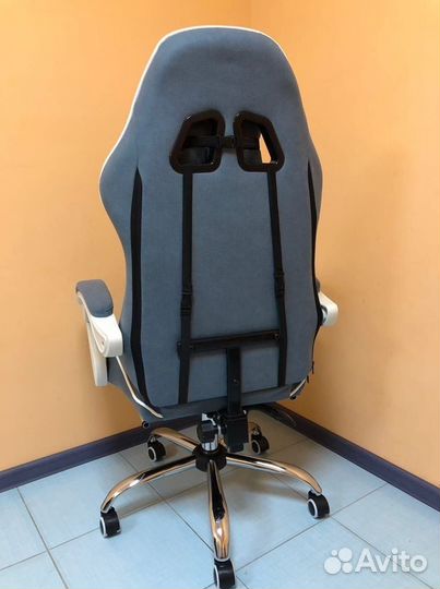 Офисное кресло (геймерское). Кресло для директора