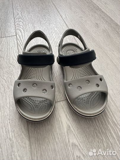 Сандали crocs c8