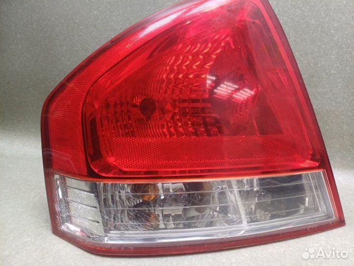 Фонарь задний левый Kia Cerato 1 1.6 G4FC MT 2007