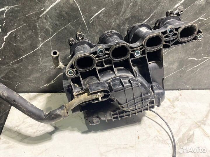 Коллектор впускной Kia Ceed JD G4FA 2015