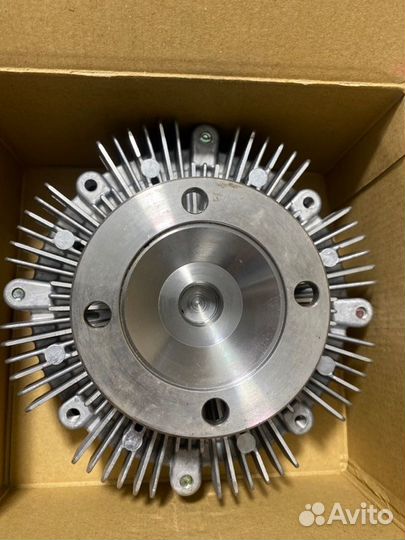 Вискомуфта винтелятора Toyota Land Cruiser J100