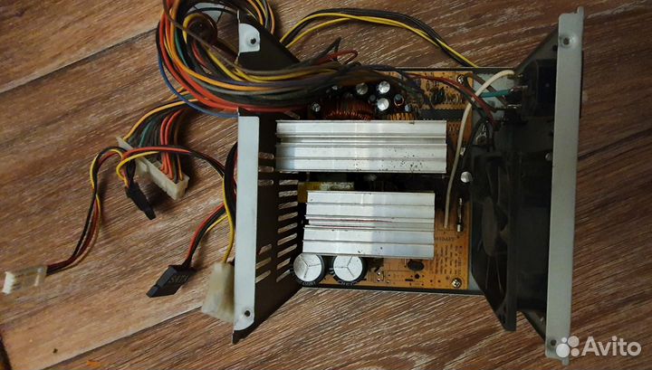 Блок питания 450 w сломан