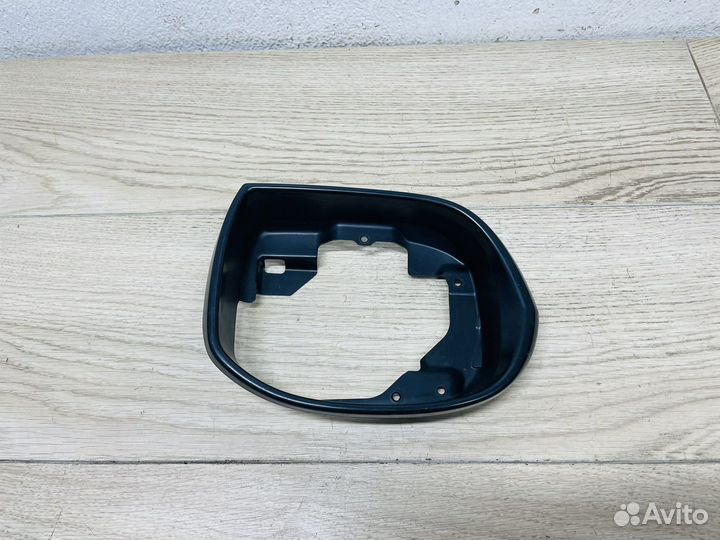 Рамка правого зеркала Honda Accord 8 CU