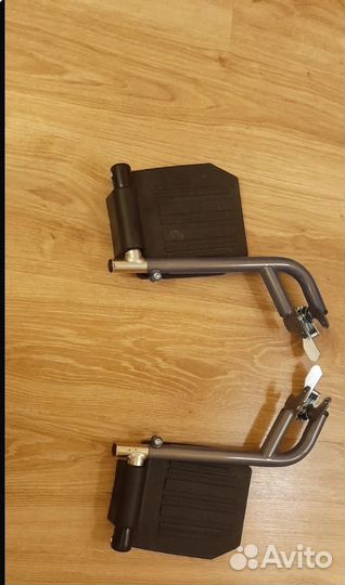 Кресло-коляска для инвалидов