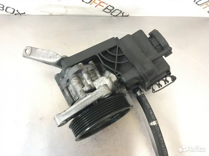 Насос гидроусилителя руля Mercedes C-Class W204