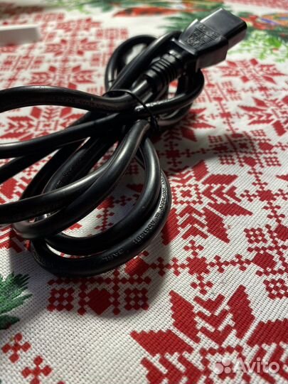 Кабель питания для компьютера