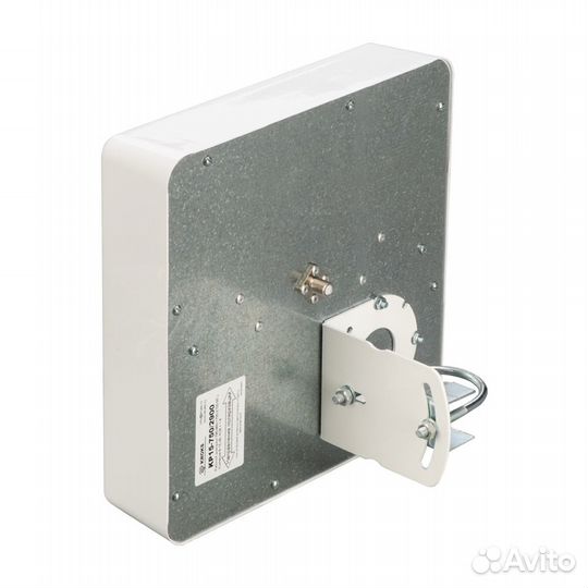 Широкополосная 2G/3G/4G антенна KP15-750/2900