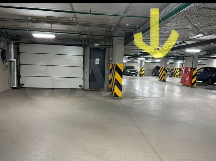 Машиноместо, 14 м²