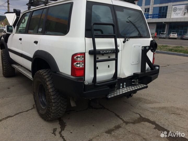 Силовой бампер задний Nissan Patrol Y61