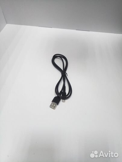 Кабель USB на Lightning 1M/2.4A