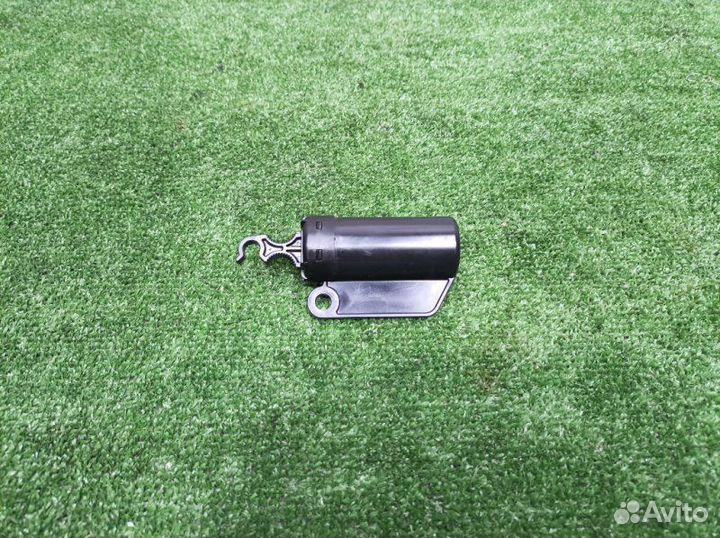 Демпфер бардачка Mazda Atenza GJ2FP shvptr 2013