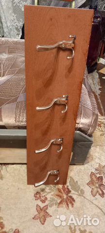 Вешалка настенная в прихожую