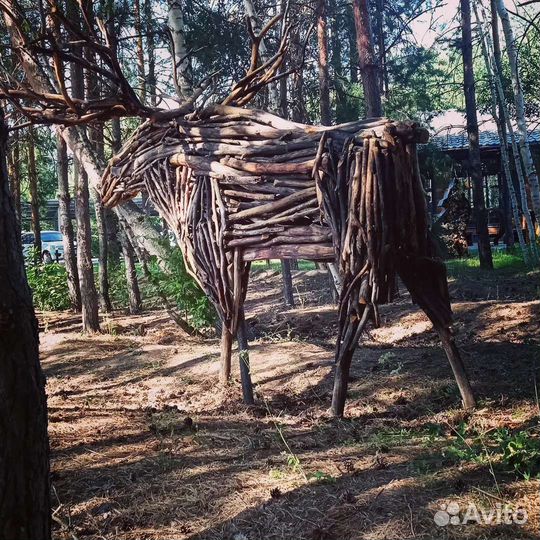 Скульптура лося