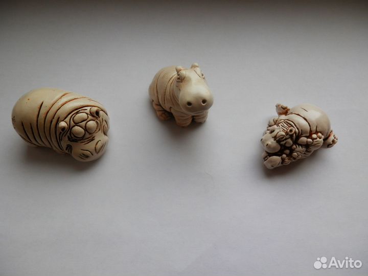 Фигурки бегемотов