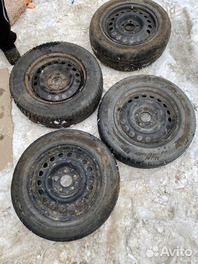 Колесные диски штамп R15 Мерседес 190 124