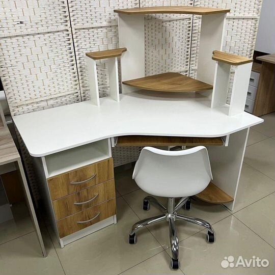 Компьютерный стол Грета-7