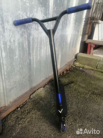 Трюковой самокат