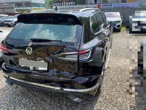 Volkswagen Touareg 3.0 AT, 2020, битый, 74 293 км, с пробегом, цена 3 074 100 руб.