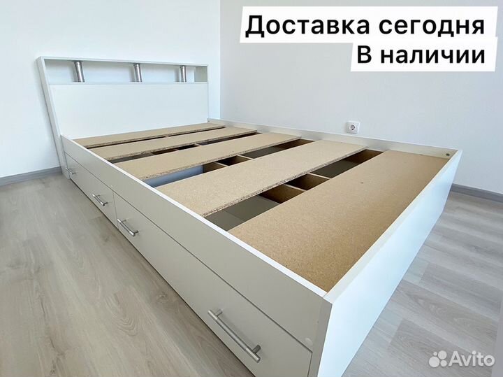 Кровать двуспальная