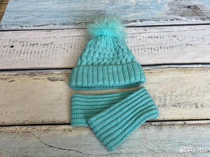 Комплект для девочки шарф и шапка