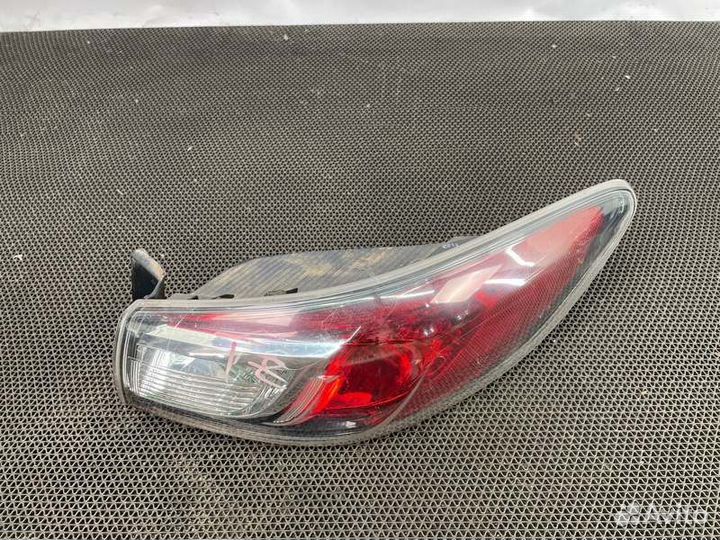 Задний правый фонарь Mazda 3 Bl Седан