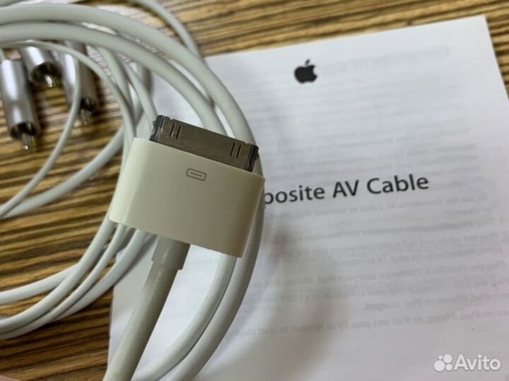 Apple composite AV Cable