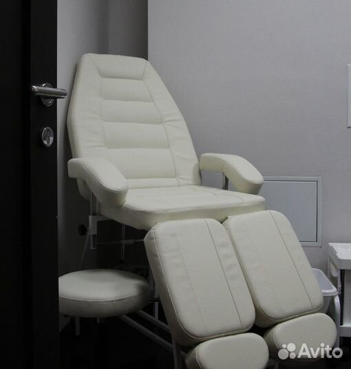 Аренда рабочего места мастера маникюра