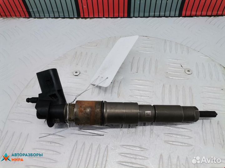 Форсунка BMW 7 E65/E66/E67 рест. 2006 13537792721