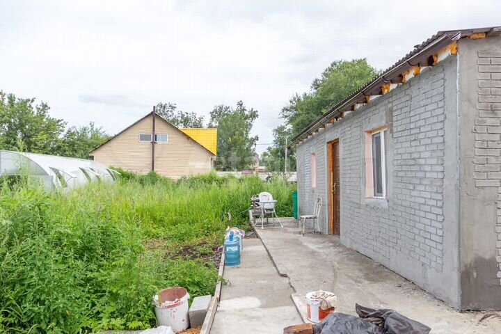 Дом 911 м² на участке 9,1 сот.