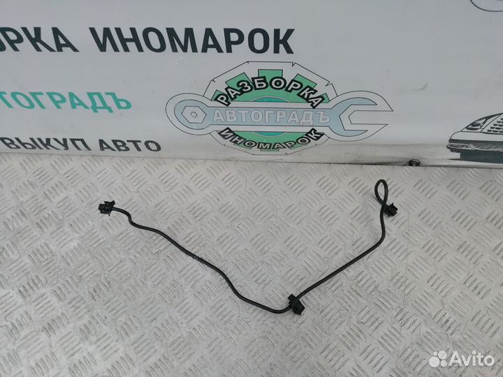 Трубка расширительного бачка Citroen C4 1.6 2010г