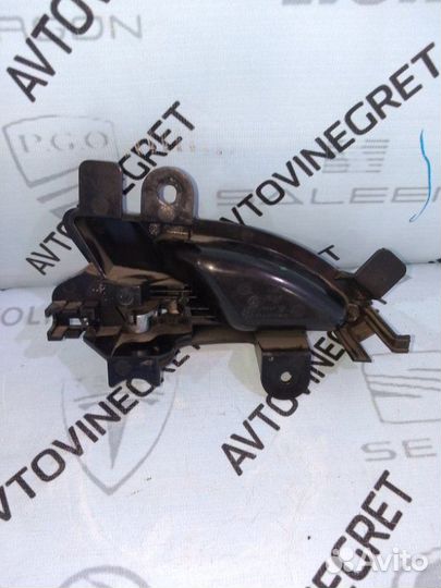 Ручка двери внутренняя правая Лада Веста