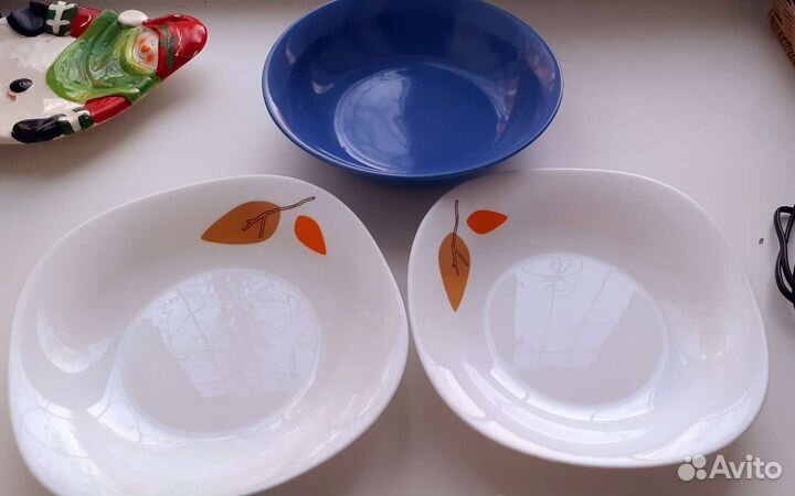 Салатник глубокий, заварочный чайник