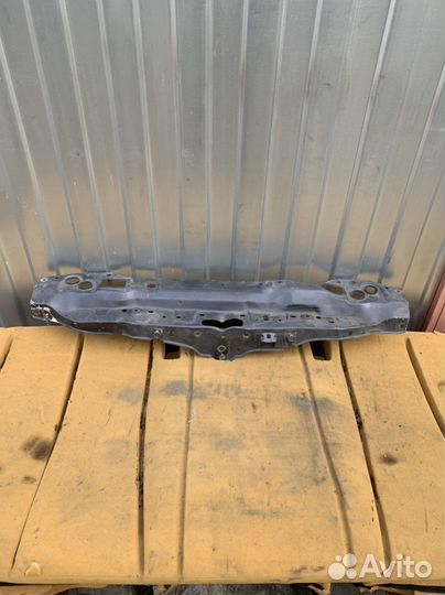 Планка замка капота Lexus GS 300 05-11 гв