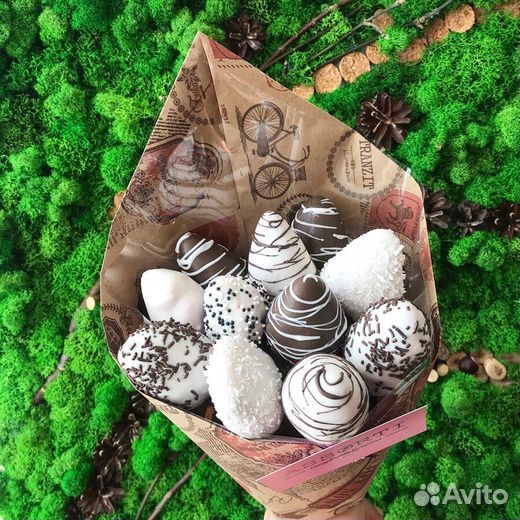 Клубничный букет