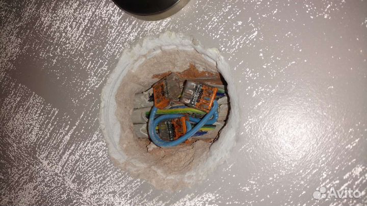 Электрик на дом / Услуги частного электрика