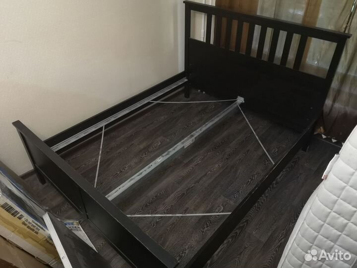 Кровать двуспальная IKEA Hemnes 160x200