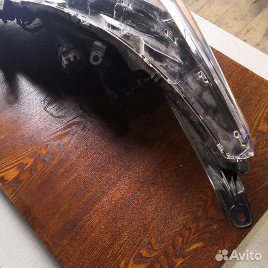 Led фараToyota corolla 180