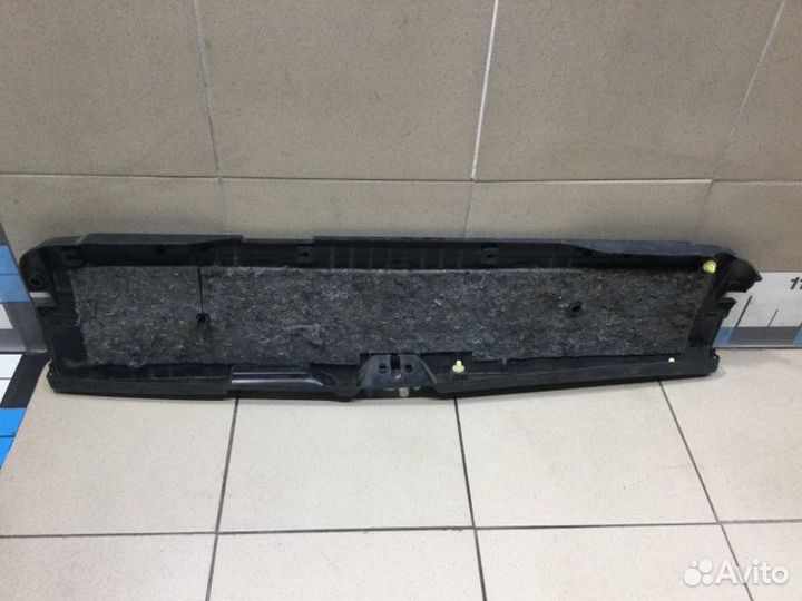 Обшивка двери багажника нижняя Mitsubishi