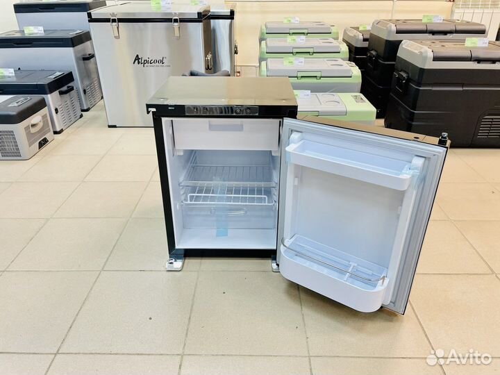 Автохолодильник встраиваемый 50 л Alpicool
