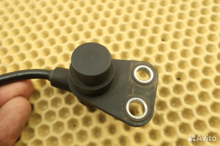 Датчик частоты вращения колеса Daewoo Matiz