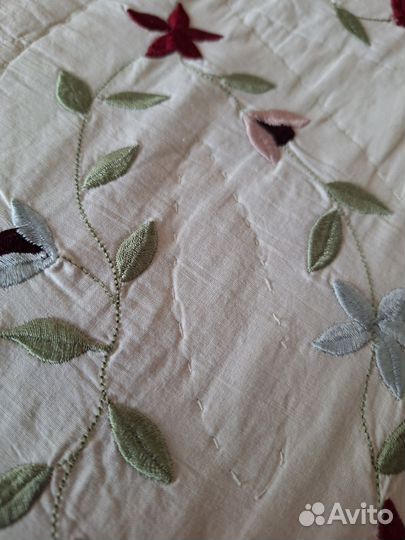 Покрывало стеганое и 2 наволочки