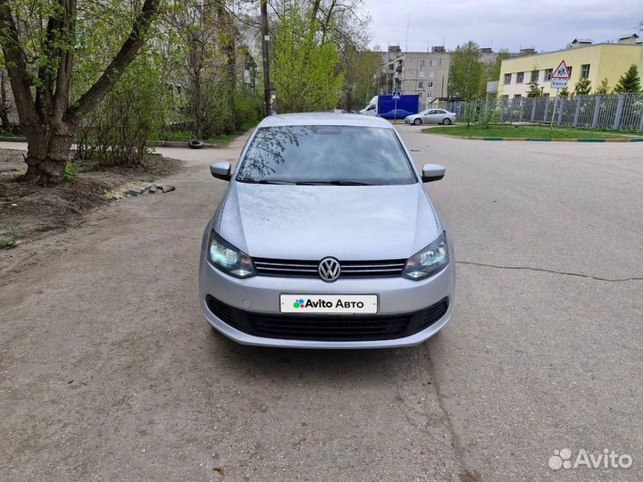 Volkswagen Polo 1.6 AT, 2011, 225 555 км