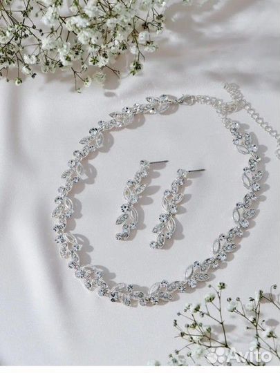 Комплект колье и серьги