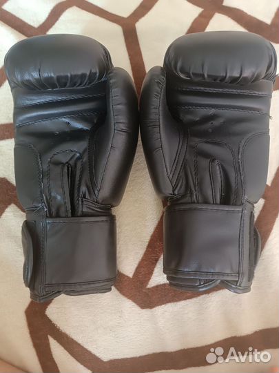 Боксерские перчатки 12 oz everlast