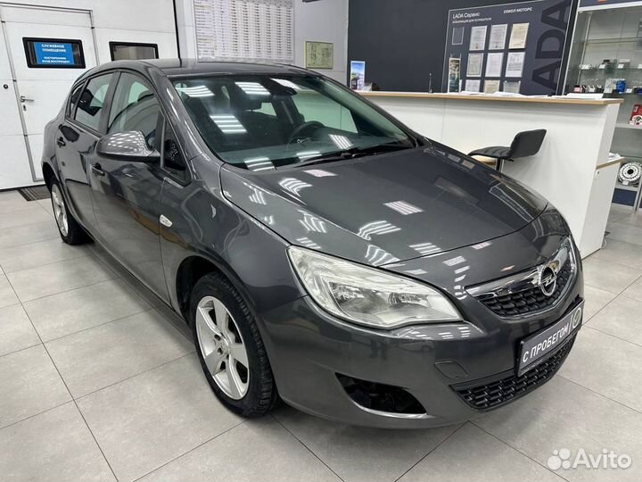 Opel Astra 1.6 МТ, 2010, 237 000 км