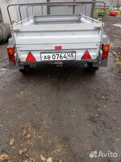 Прицеп легковой