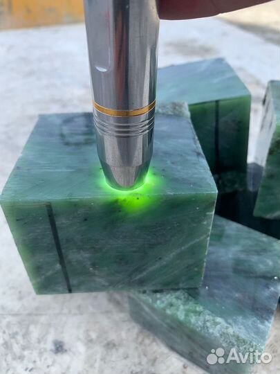 Нефрит сырец