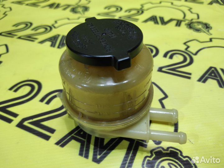 Бачок гидроусилителя руля Toyota Camry ACV40